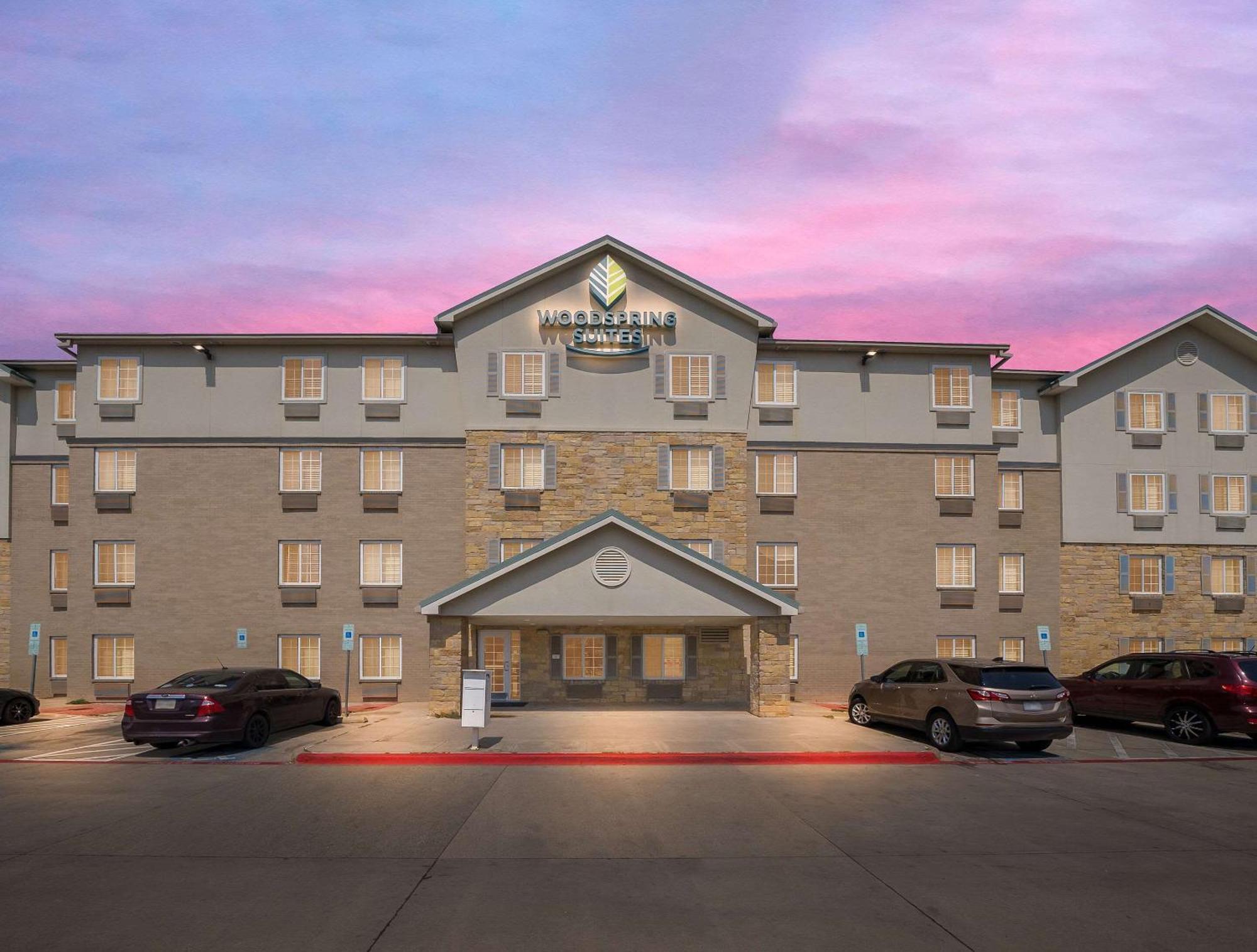 Woodspring Suites Dallas ร็อควอลล์ ภายนอก รูปภาพ